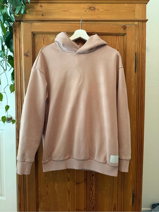 Vuori Jackets & Blazers - Vuori Restore Crewneck Hoodie in Dusty Rose